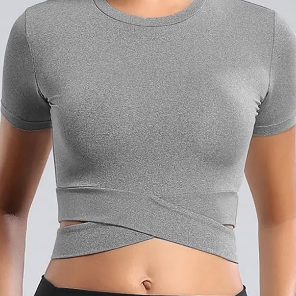 Sexy✔️ cut-out athletic top - Picture 2 of 6